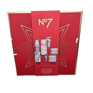 New No7 The Ultimate Skincare Collection 6 Piece Set